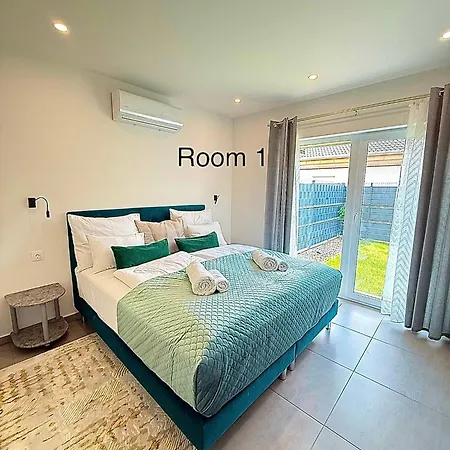 Local-lux Garden Residence-12guests-140m2-free Parking *
