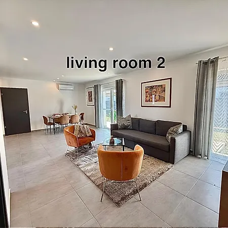 Appartement Local-lux Garden Residence-12guests-140m2-free Parking Kecskemét